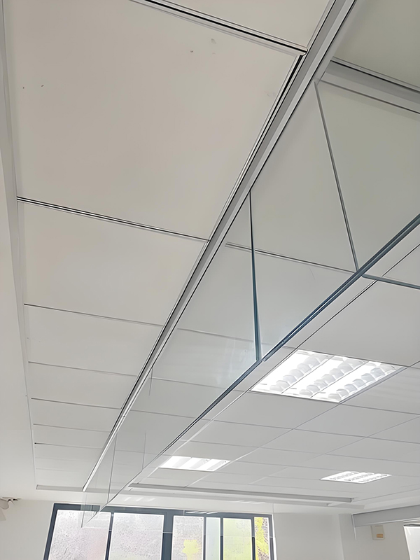 横山玻璃横山挡烟垂壁