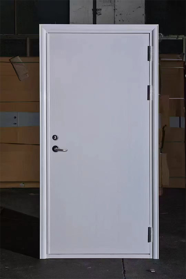 社区活动中心加装横山防火门保障居民安全